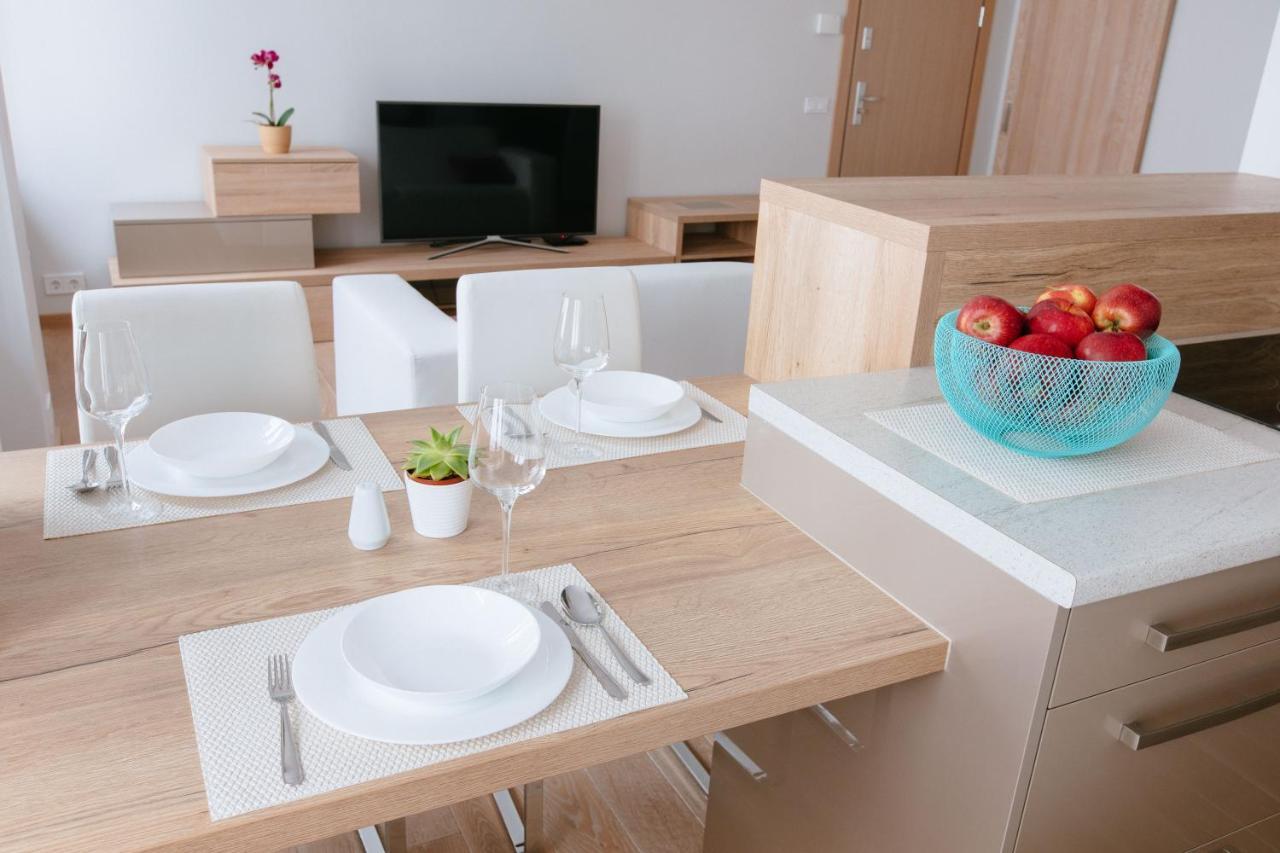 New Exclusive 2 Bedroom Apartment In Oldriga Exteriér fotografie